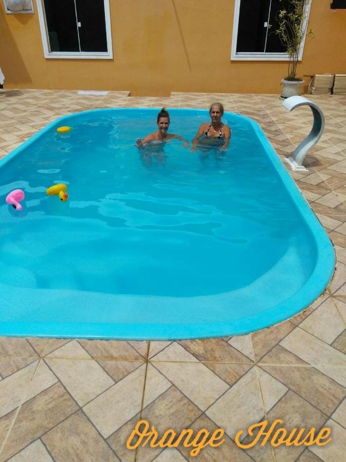 Сasa de vacaciones Orange House